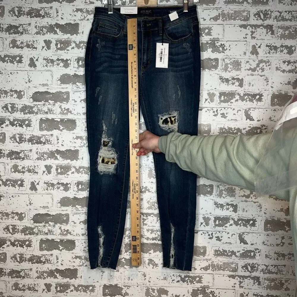 Judy blue | women nwt denim skinny fit distressed with cheetah print patches
